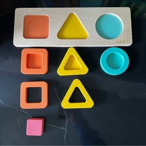 Lovevery geo shape wooden puzzle Montessori educational toy